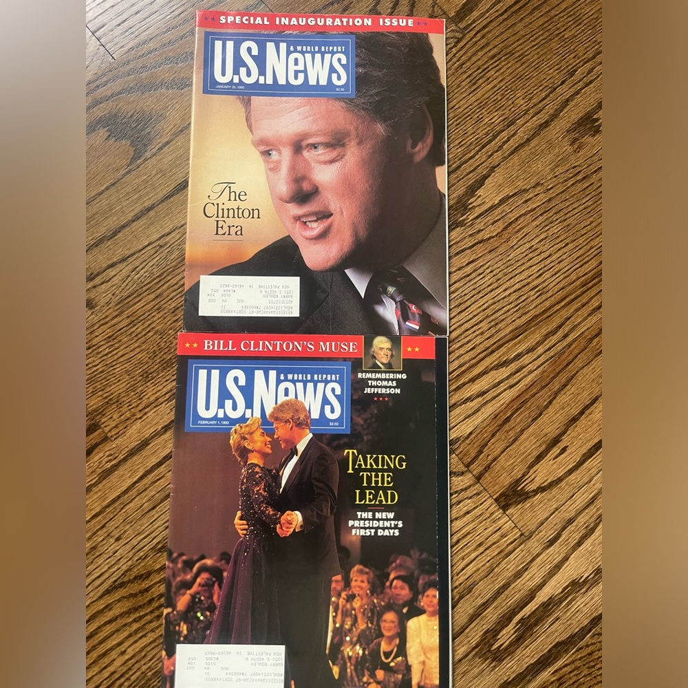 Lot of 2 vintage US News world report 1993 magazines Bill Clinton